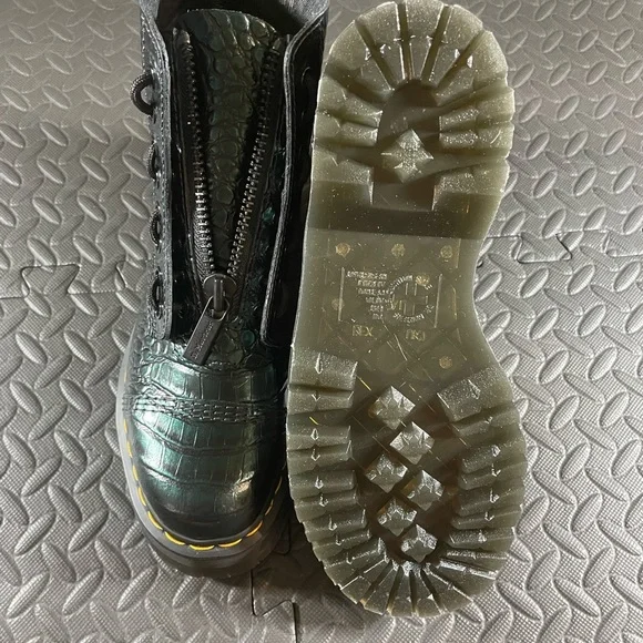 Dr. Martens Rare Green Wild Croc Emboss Sinclair Boots Women's UK 7 / US 9 EUC - Picture 6 of 7